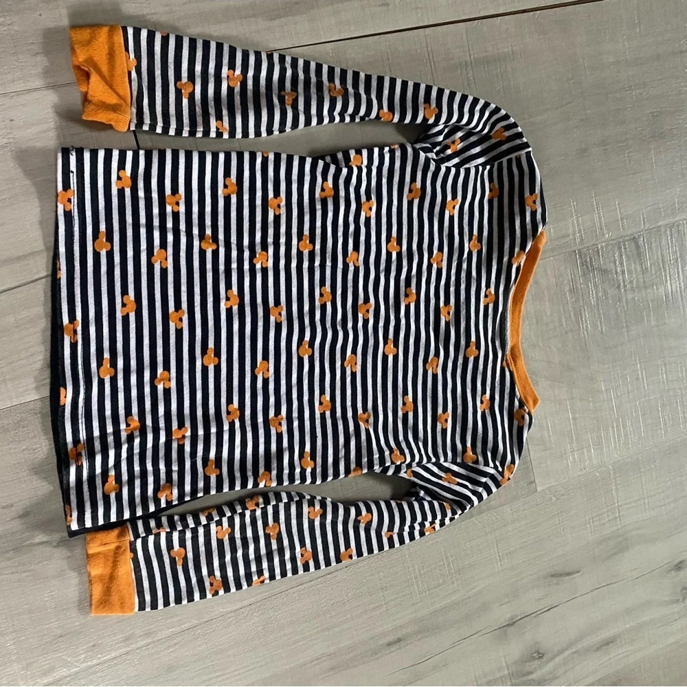 Disney kids pajama top size 5T